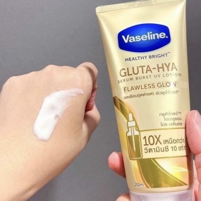 Sữa Dưỡng Ẩm Trắng Da Vaseline 10x..