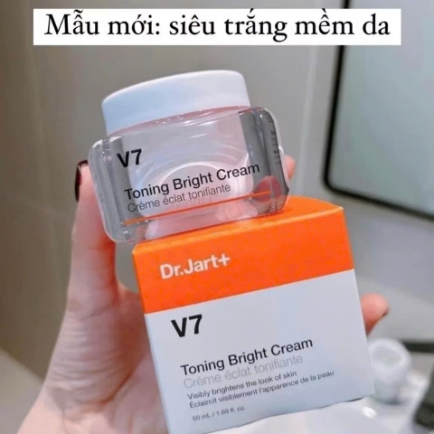 Kem dưỡng trắng da V7 Toning Light Hàn Quốc 15ml